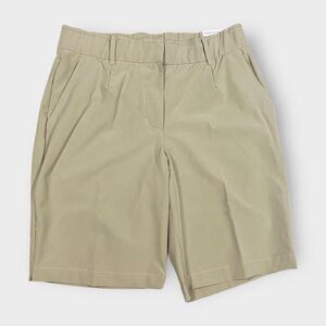 Nike Dri-Fit Stretch Beige Golf Shorts DA3205-250 Womens size M New with Tags
